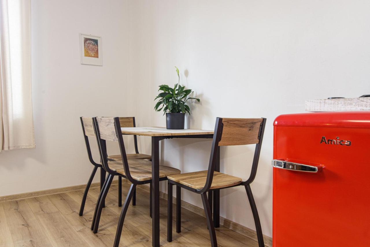 Apartment Hotel Stud Mb Острава Екстер'єр фото