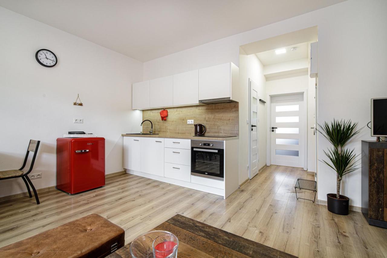 Apartment Hotel Stud Mb Острава Екстер'єр фото
