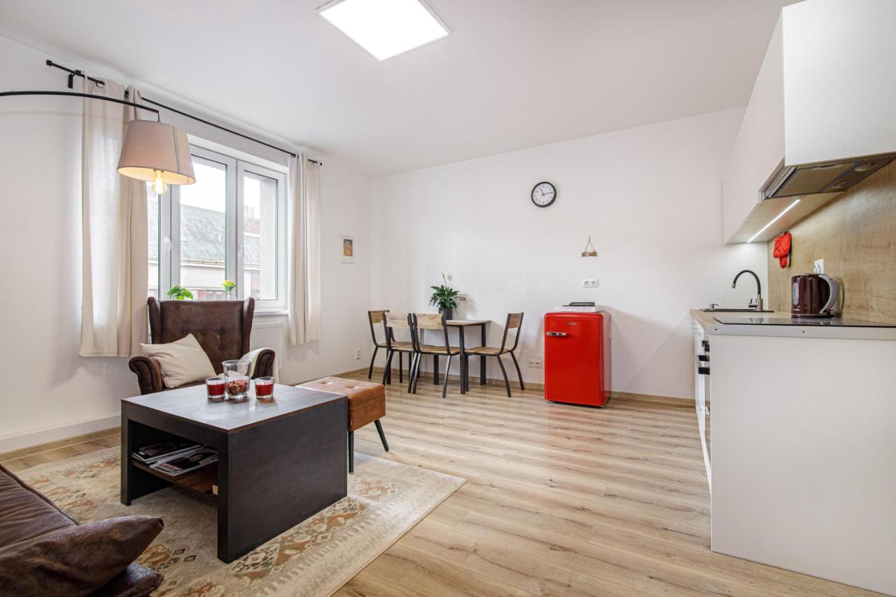 Apartment Hotel Stud Mb Острава Екстер'єр фото