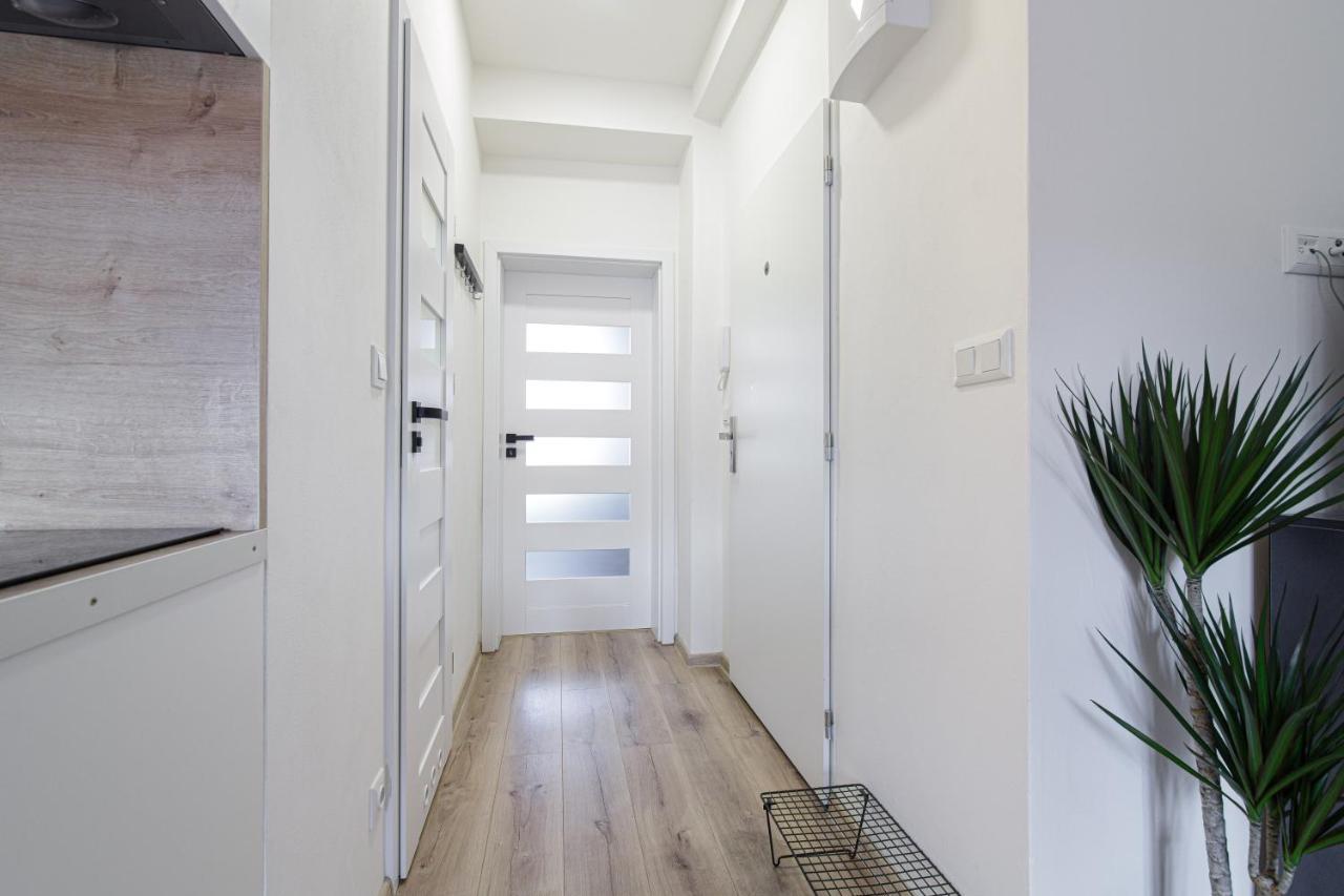 Apartment Hotel Stud Mb Острава Екстер'єр фото